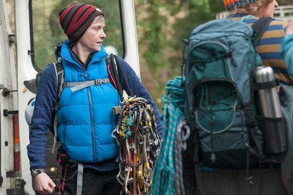 Comment choisir des gilets en fausse fourrure pour une allure hivernale tendance?